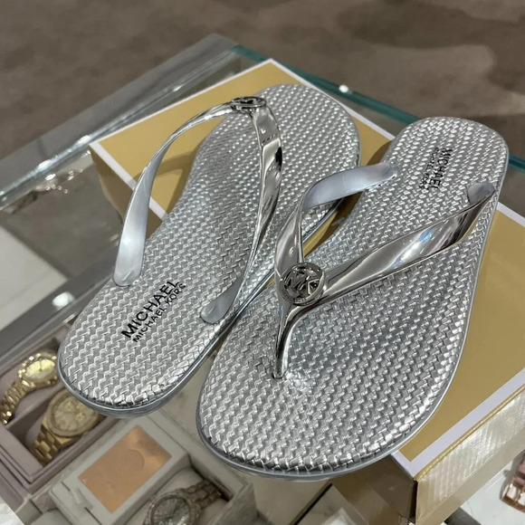 Jet Set Metallic PVC Flip-Flop size7 - Picture 7 of 9